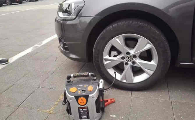合江汽车搭电案例