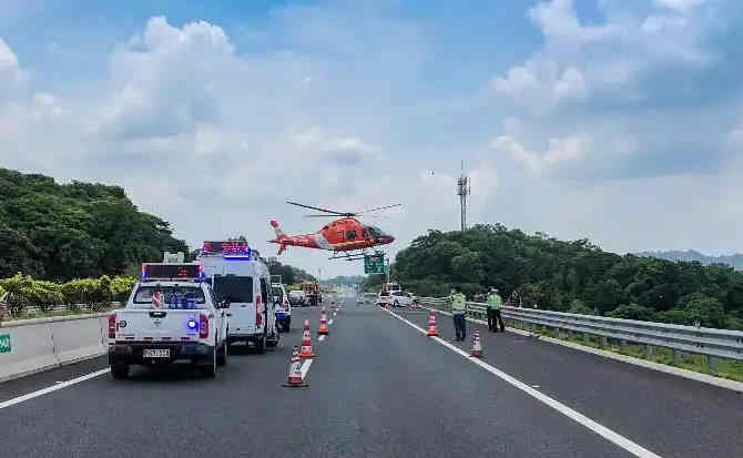 合江高速公路汽车救援案例