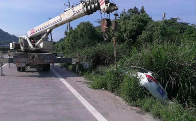 合江重载吊车救援
